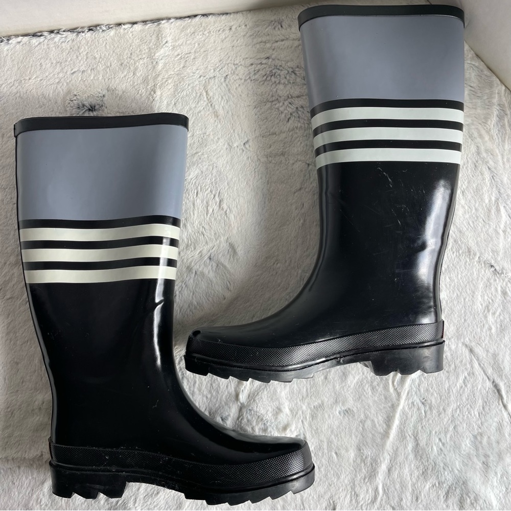 Tommy Hilfiger Black Rubber Rain Boots Women size 6M - Picture 2 of 16